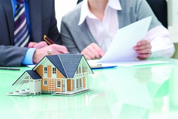 Dự thảo Luật bổ sung điều kiện các thẩm định viên về giá đăng ký hành nghề tại doanh nghiệp phải có ít nhất 05 thẻ thẩm định viên về giá. Dự thảo Luật bổ sung điều kiện các thẩm định viên về giá đăng ký hành nghề tại doanh nghiệp phải có ít nhất 05 thẻ thẩm định viên về giá.